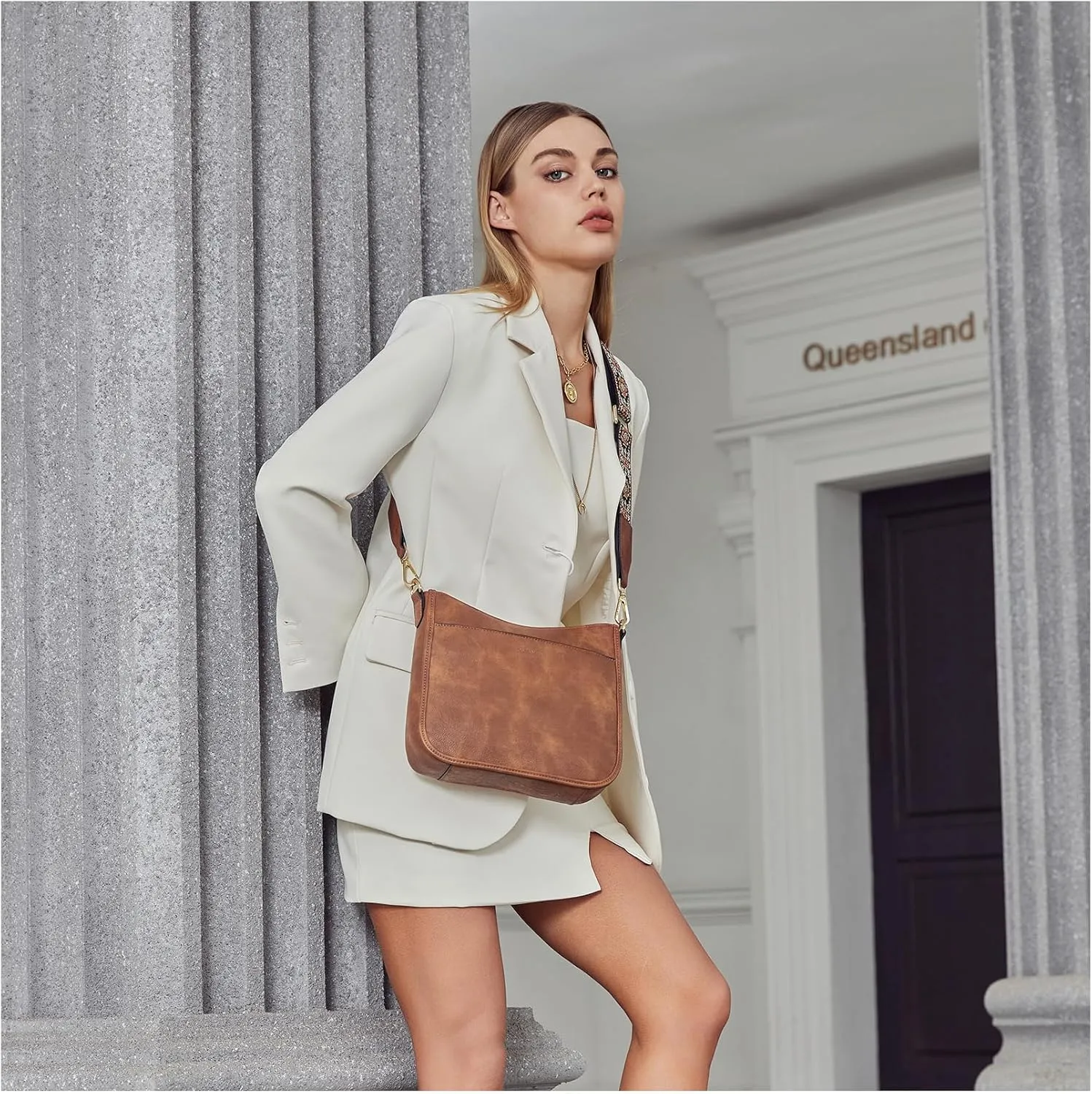 BOSTANTEN Crossbody Bags for Women Trendy Vegan Leather Hobo Purses Shoulder Handbags With Wide Shoulder Strap