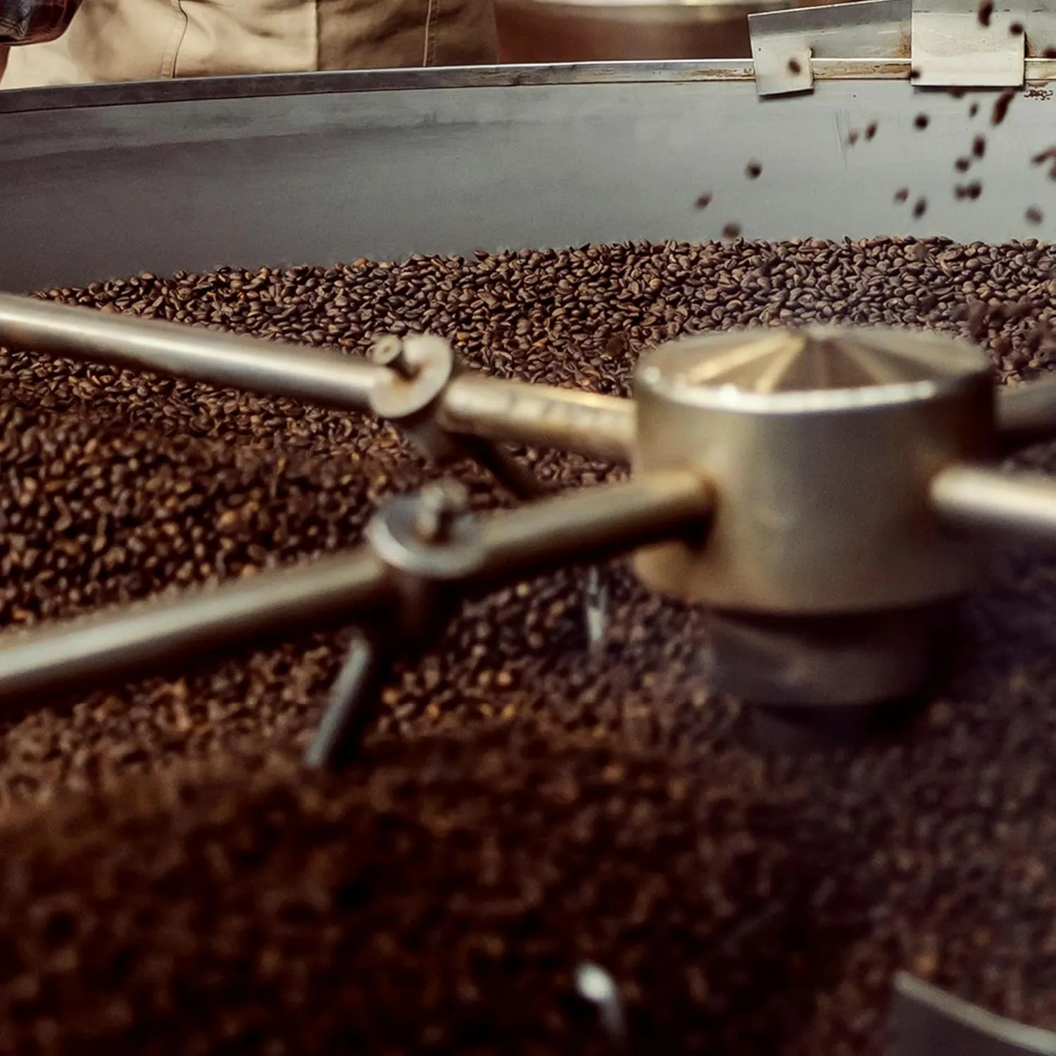 Coffee Bean Direct Hawaiian Kona Blend, Whole Bean Coffee, Light Roast, 5 Pound Bag (Pack of 1)