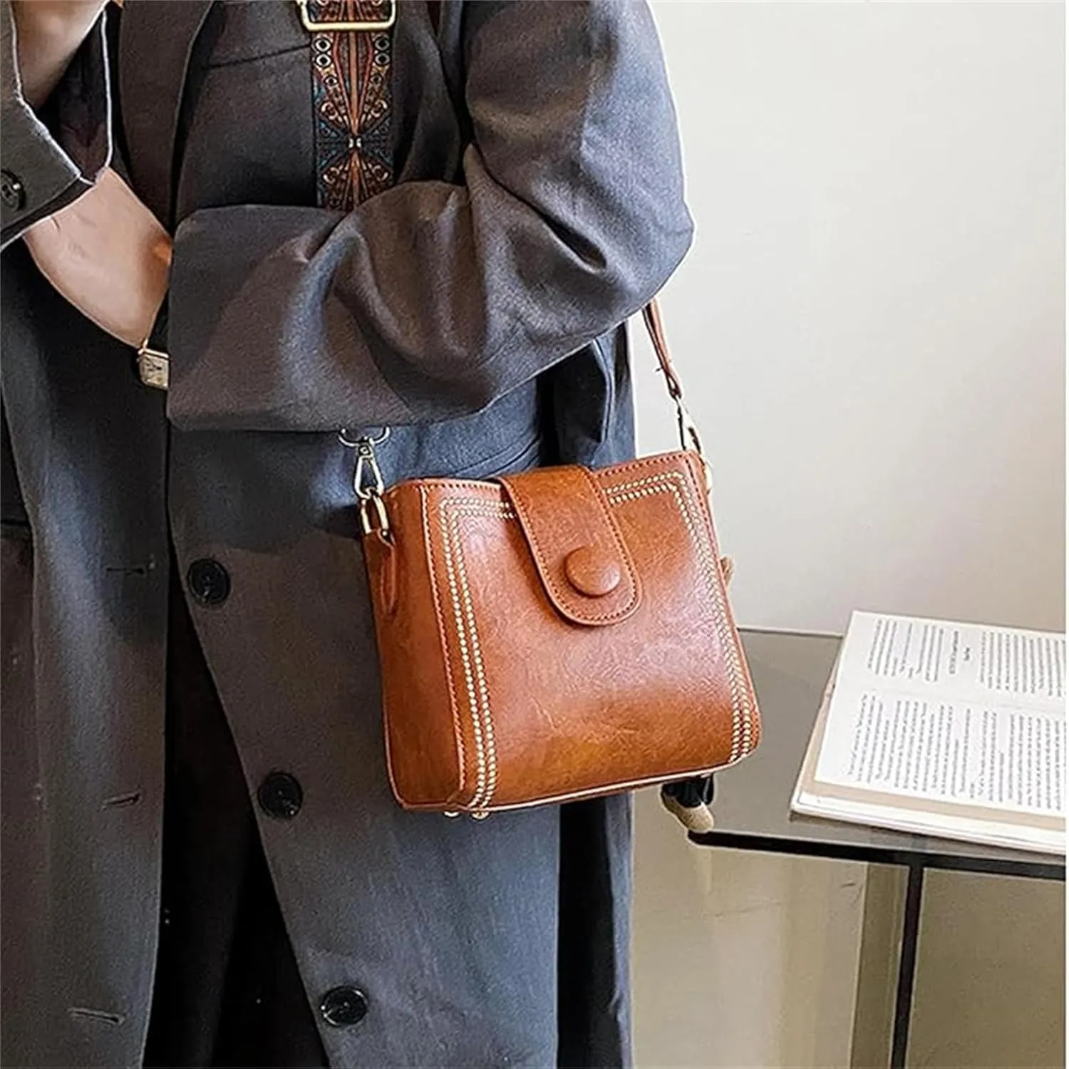 Crossbody Bags for Women Vintage Fashion Bag With Adjustable Wide Shoulder Strap, Vintage Retro Small Water Bucket Bag