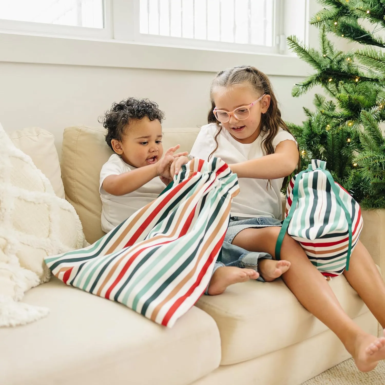 Gather & Knot Drawstring Christmas Gift Bags | 20" Large 16" Medium | Modern Farmhouse | Premium Canvas | Reusable Fabric Wrap for Holidays | Mix & Match Set