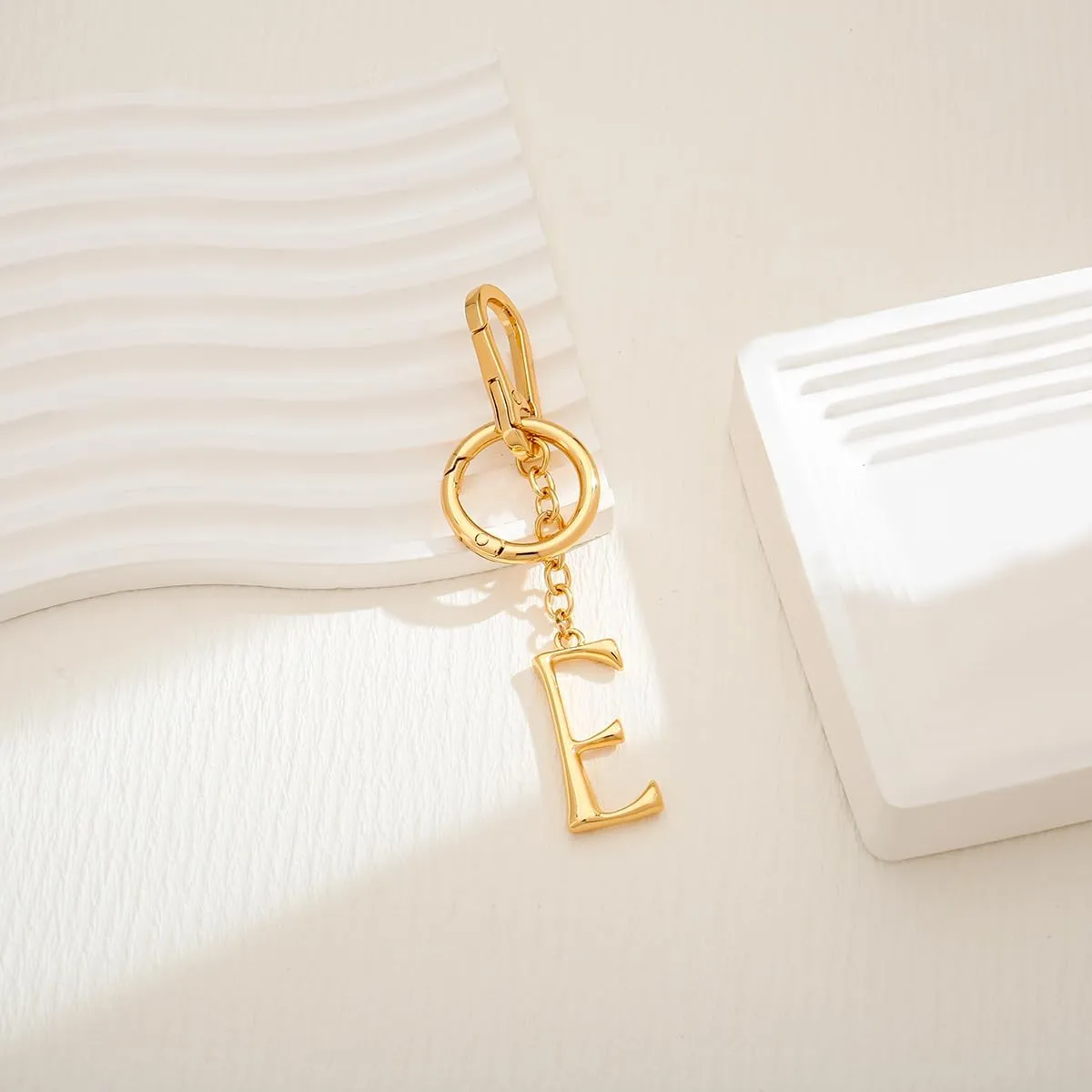 Gold Letter Keychain for Women, Initial A-Z Enamel Bag Charm Fashion Cute Keychain for Handbag Accessories Gifts