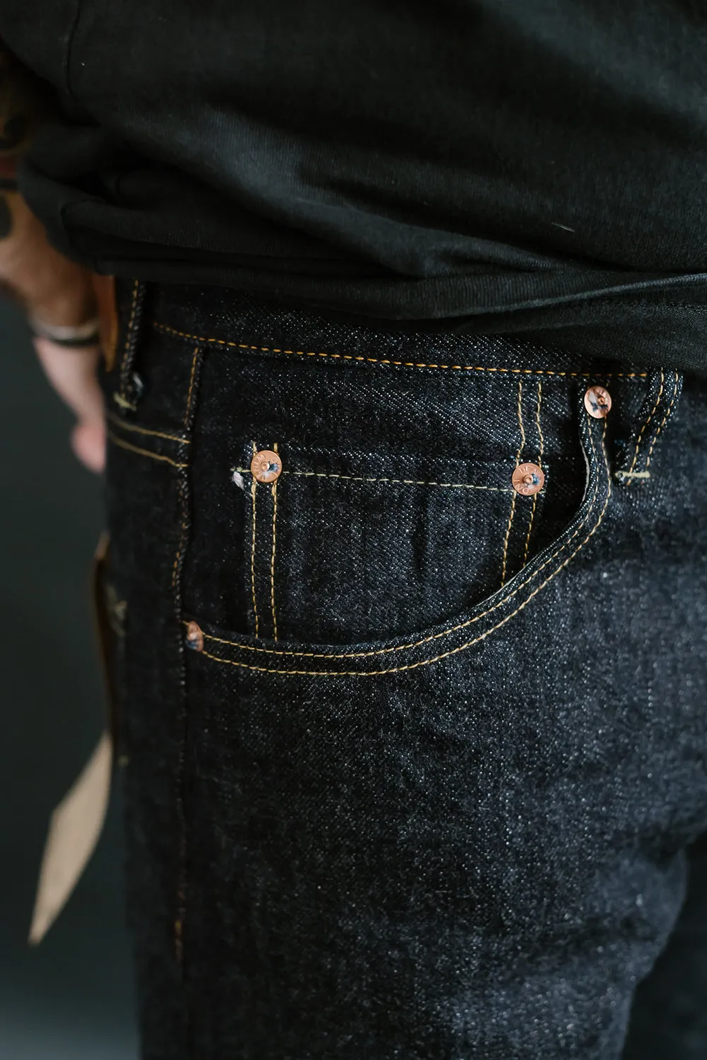 ONI-266 - 15oz "Low Tension" Selvedge Denim - Relax Straight Fit