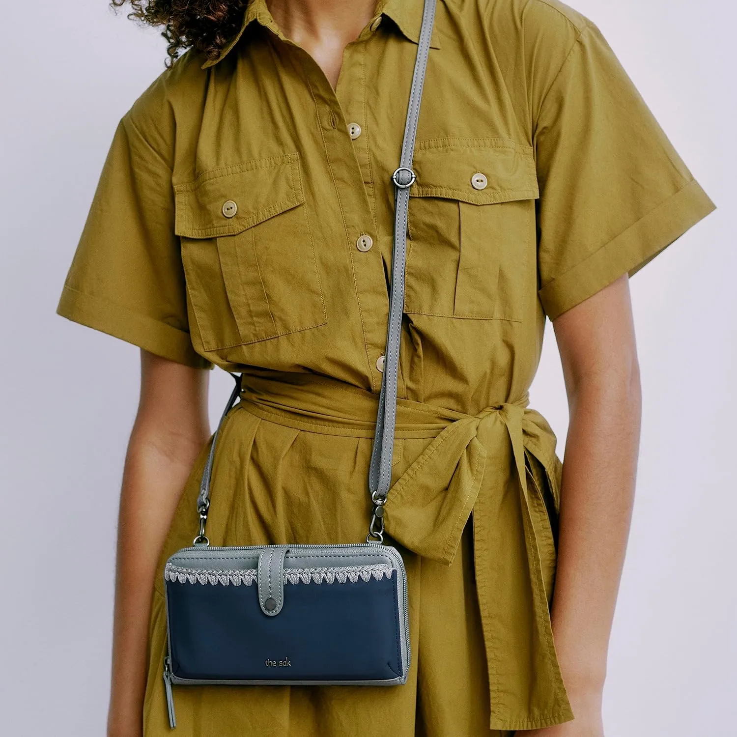 The Sak, Womens, Iris Large Smartphone Crossbody Bag in Leather