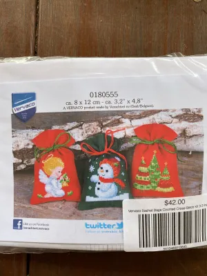 Vervaco Sachet Bags Counted Cross-Stitch Kit 3.2 Inch X4.8 Inch Christmas Figures (18 Count) Set Of 3